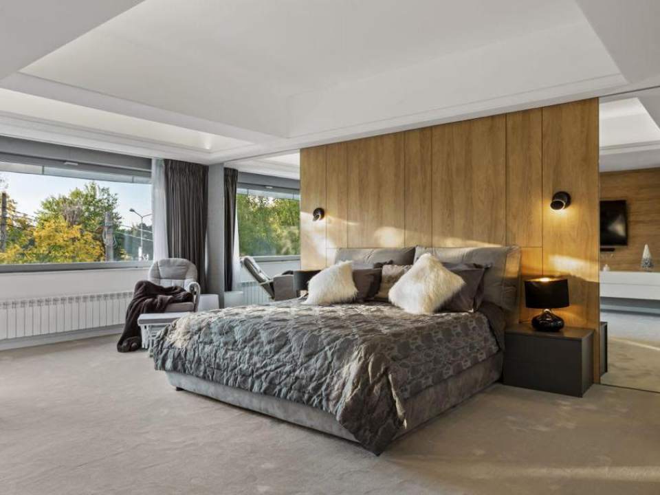 Vilă contemporană cu piscină și rooftop // Floreasca poza nr. 2