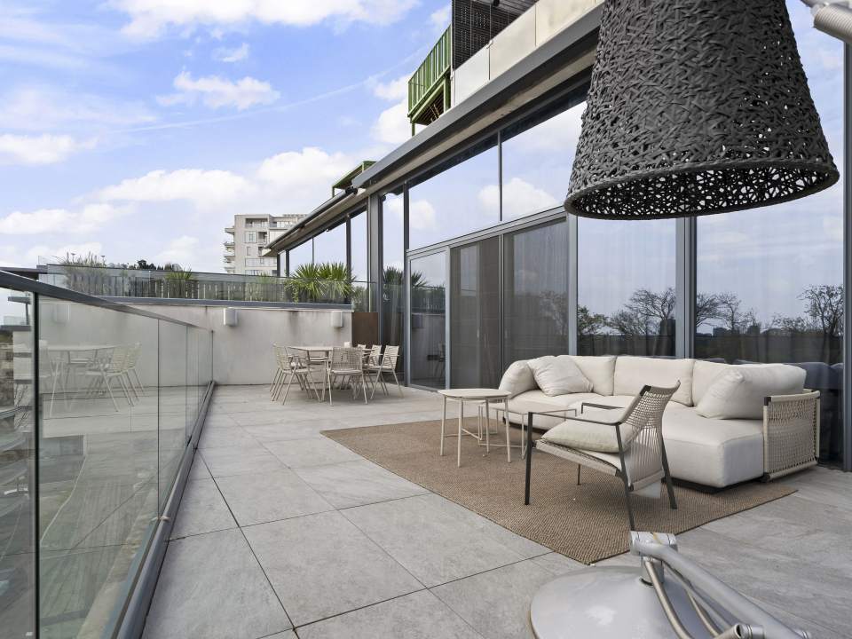 2 Bedroom Penthouse For Sale In One Floreasca Lake, Floreasca, Sector 1 photo no. 17