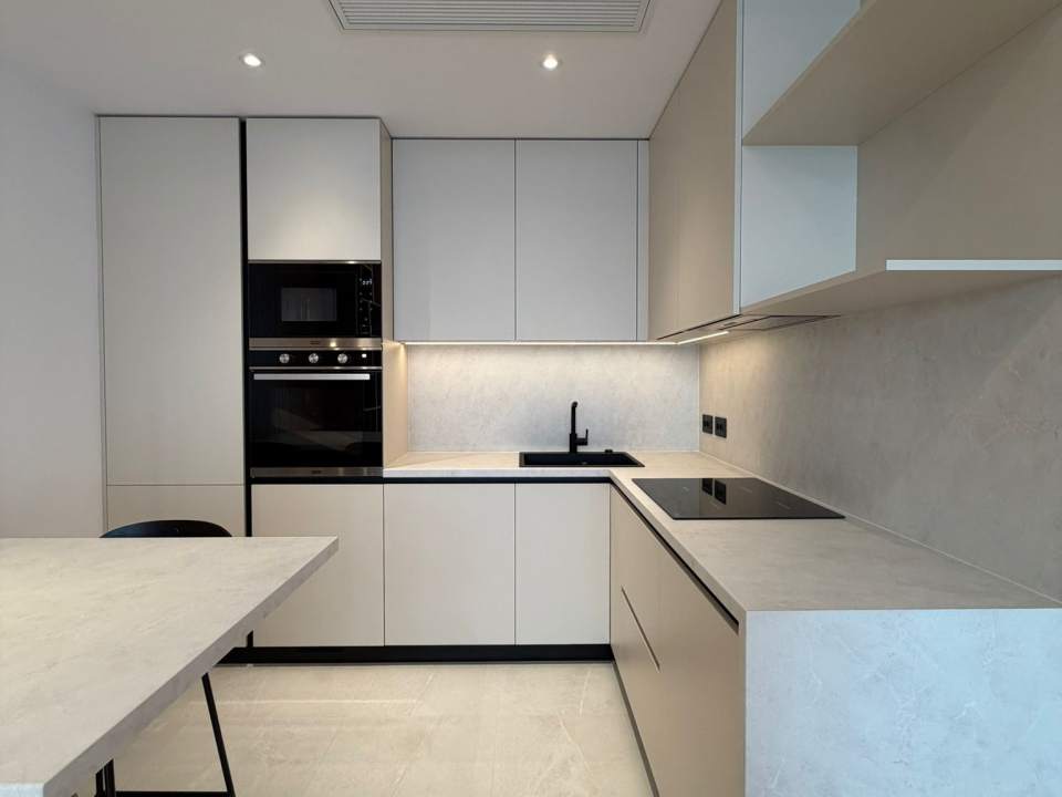 1 Bedroom Apartment For Rent In One Floreasca Towers, Floreasca, Sector 2 photo no. 6