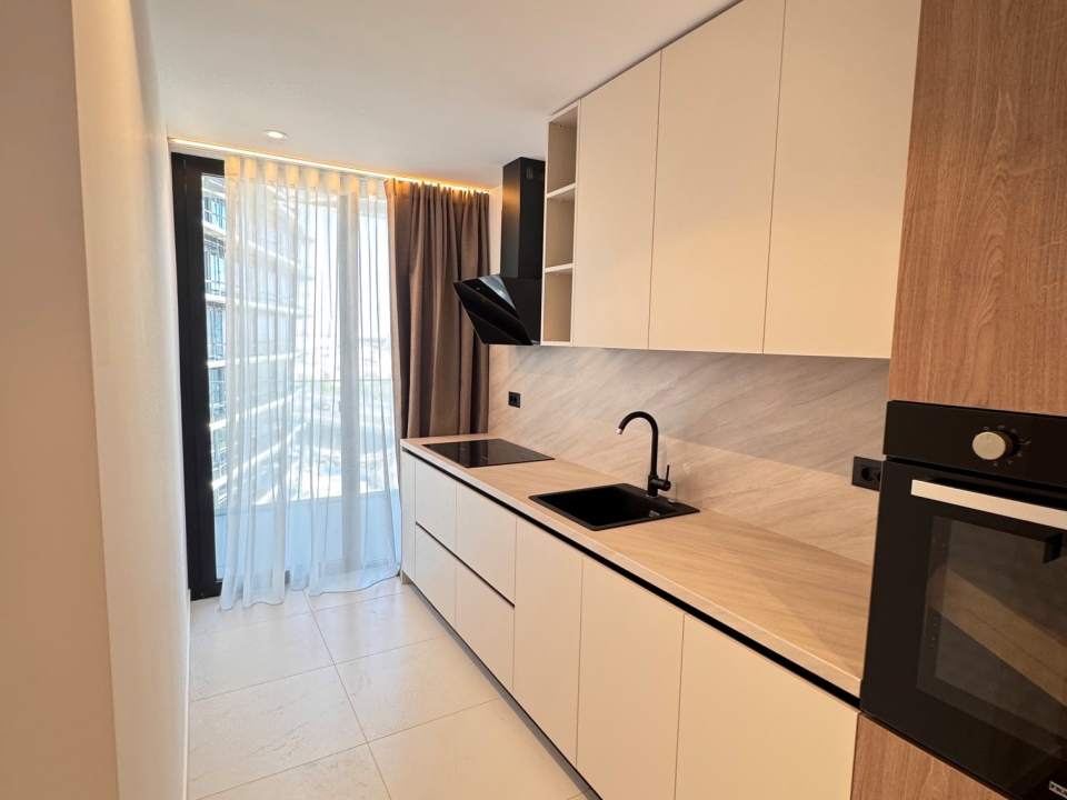 Apartament cu 3 camere de închiriat în One Herăstrău Vista, Herăstrău, Sector 1 poza nr. 3