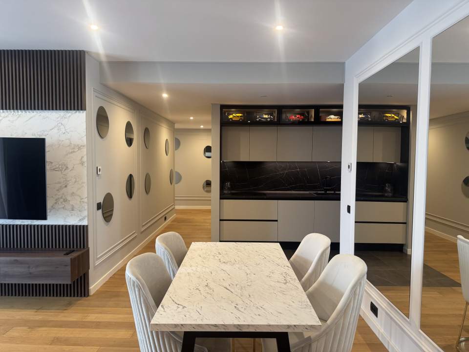 Apartament cu 4 camere de închiriat în One Herăstrău Towers, Herăstrău, Sector 1 poza nr. 2