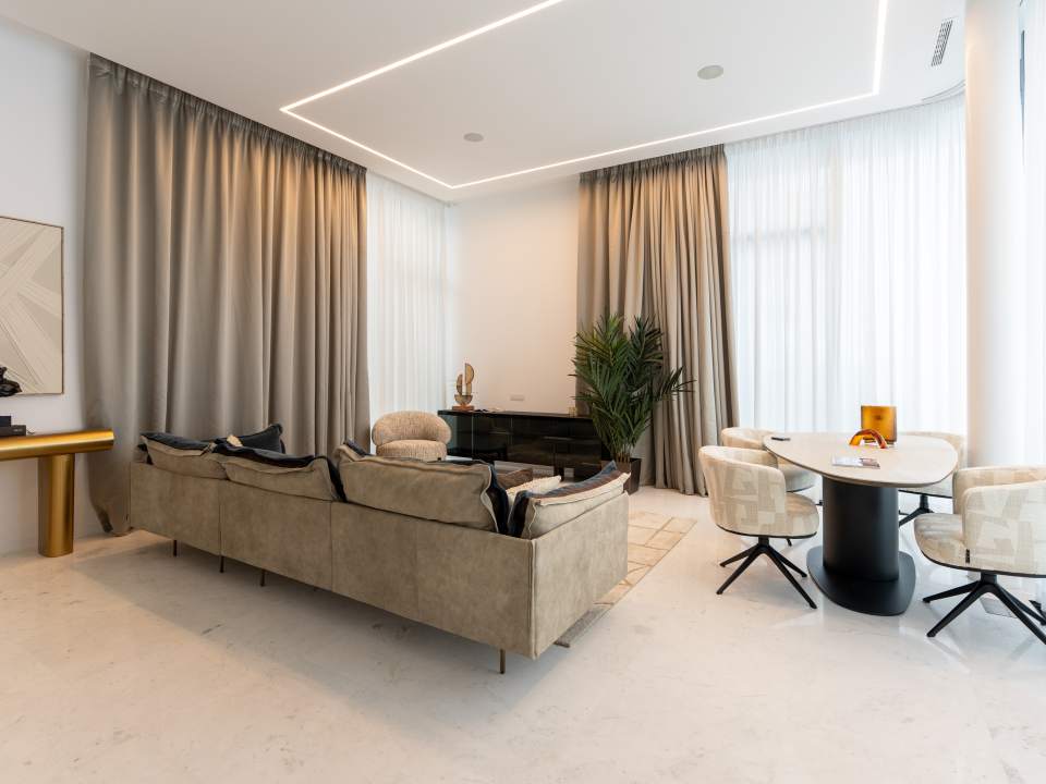 Penthouse cu 4 camere de vânzare în One Mamaia Nord, Mamaia Nord, Mamaia poza nr. 2