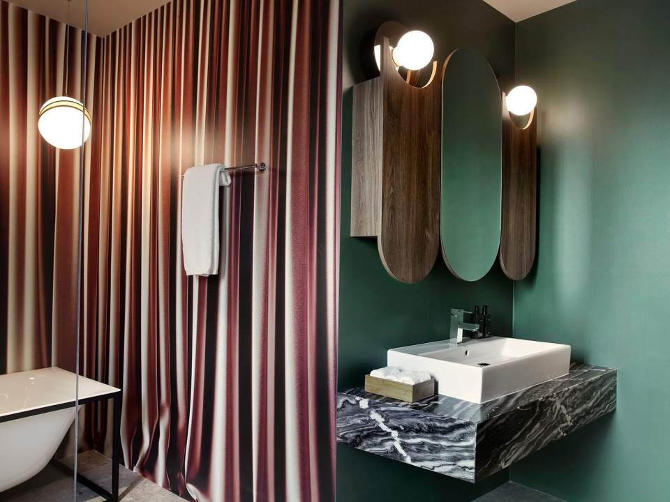 Apartament cu 4 camere de vânzare în ROOM 12, Primăverii poza nr. 13