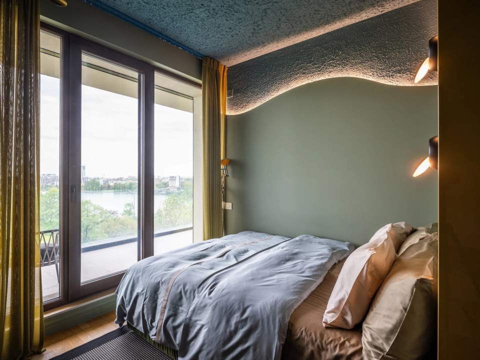 Apartament cu 4 camere de vânzare în ROOM 12, Primăverii poza nr. 7