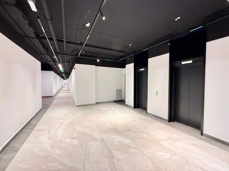 259 sqm Office Space For Sale In One Cotroceni Park, Cotroceni, Sector 5 photo no. 8
