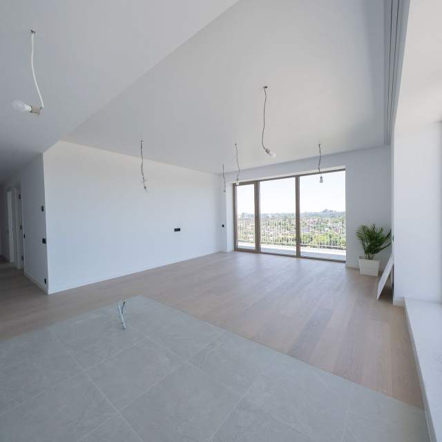 Apartament cu 4 camere de vânzare în One High District, Tei, București