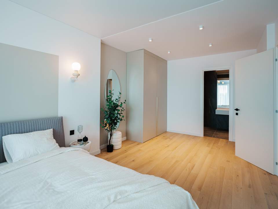 Apartament cu 3 camere de vânzare în One Lake District, Tei, Sector 2 poza nr. 1