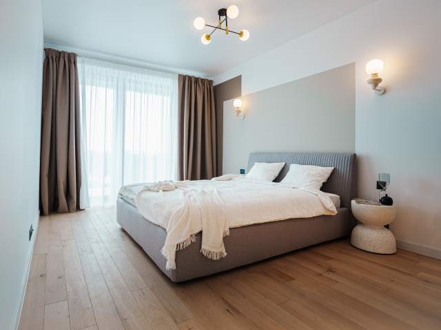 Penthouse cu 4 camere de vânzare în One Lake District, Tei, București