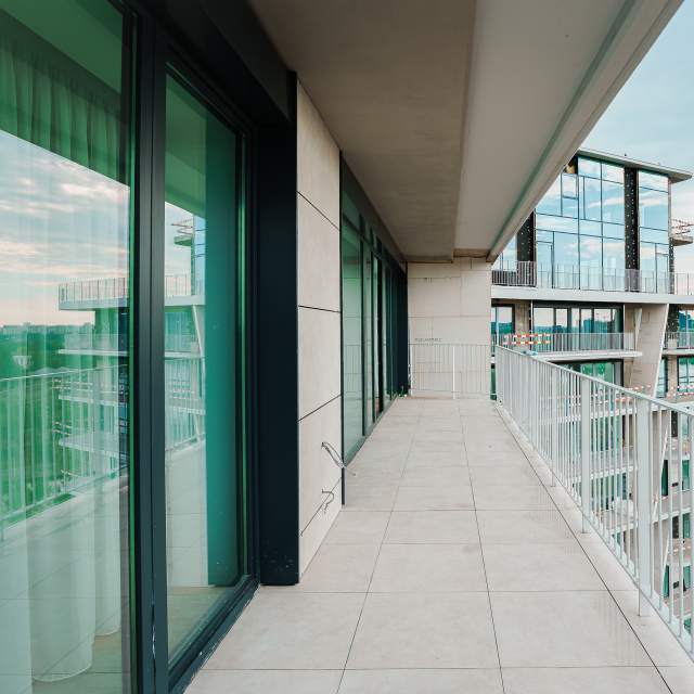 Penthouse cu 4 camere de vânzare în One Lake District, Tei, București