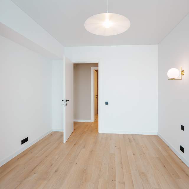 Penthouse cu 4 camere de vânzare în One Lake District, Tei, București